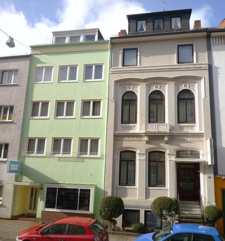 Gasthaus Hotel BRE Екстериор снимка